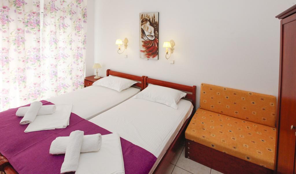 Nereids Apartments And Studios Chrysi Ammoudia Exterior photo