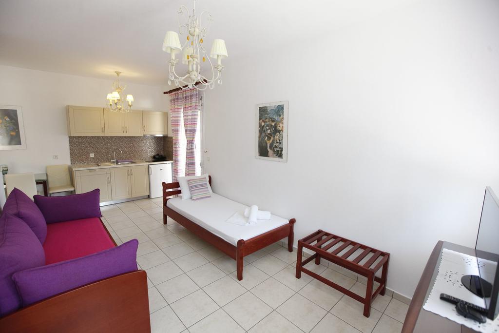 Nereids Apartments And Studios Chrysi Ammoudia Exterior photo
